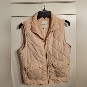 Light pink womens vest, medium